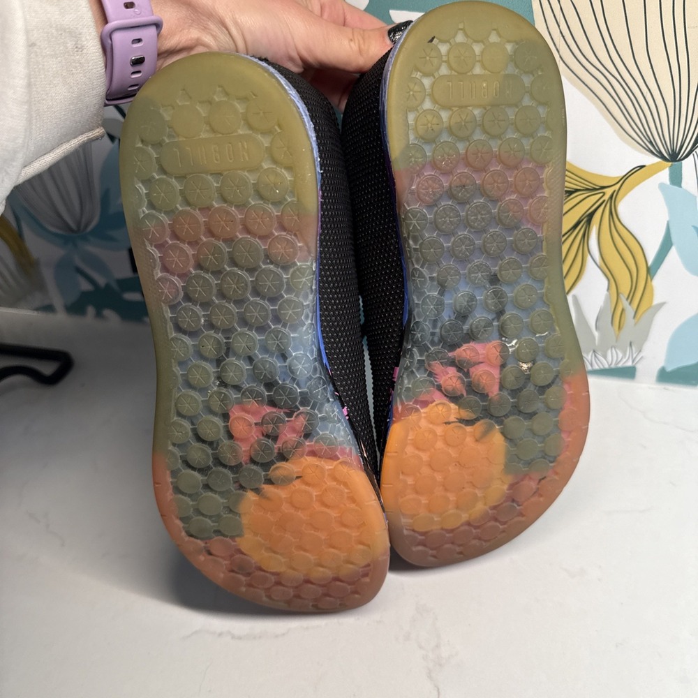 Black Women's Lace-Up Casual Sneakers - Picture 8 of 9
